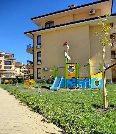 Apartment Studio In Sky Dreams Eh